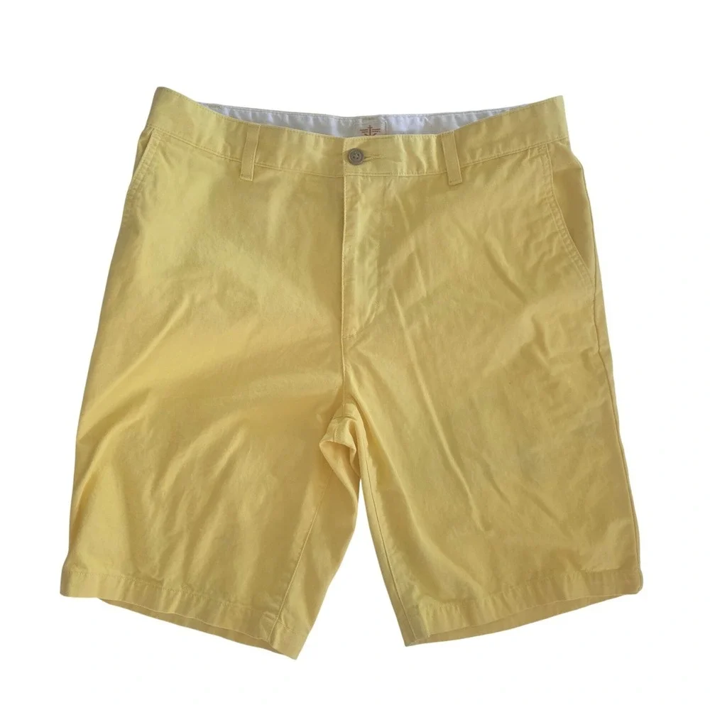 Dockers Mens‎ Pastel Yellow Chino Shorts Classic Fit Cotton Blend Size 32